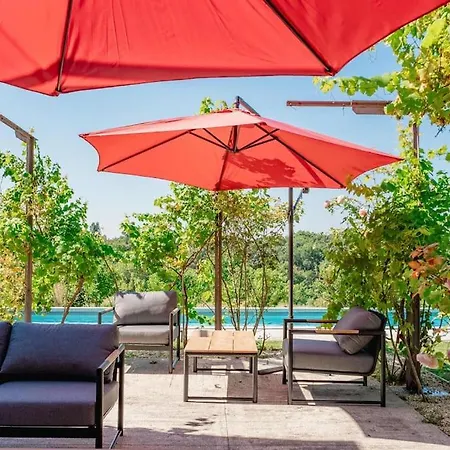 بيت ريفي Domaine De La Peyrine - Huppe