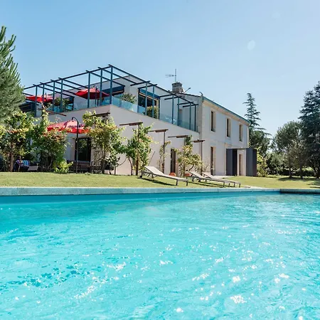 بيت ريفي Domaine De La Peyrine - Huppe Carignan-de-Bordeaux